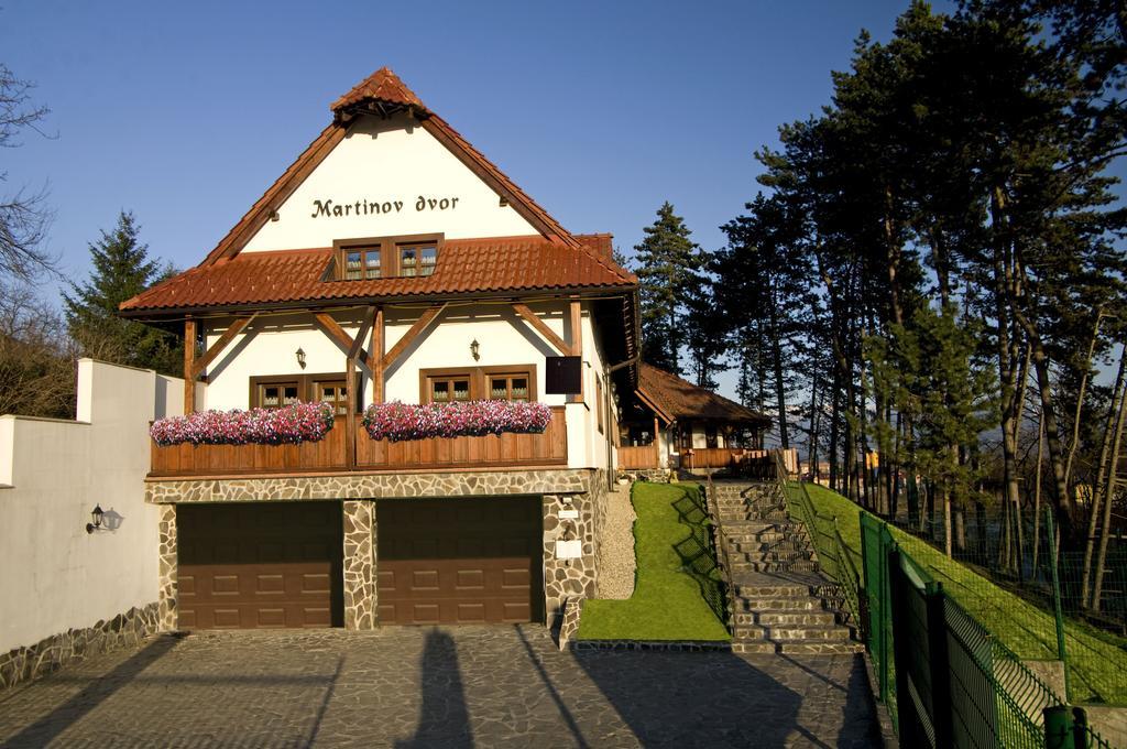 Penzion Martinov Dvor Žilina Exterior foto